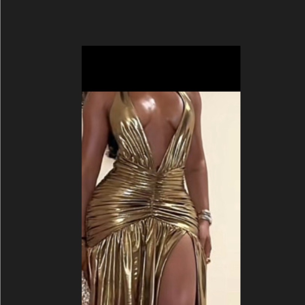 Elegant Gold Evening Dress